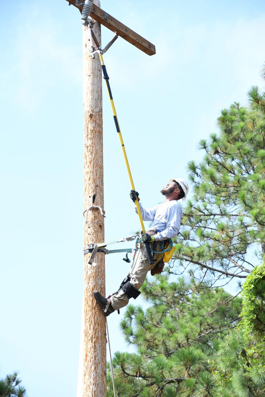 Electric Lineworker Graduation July 2024